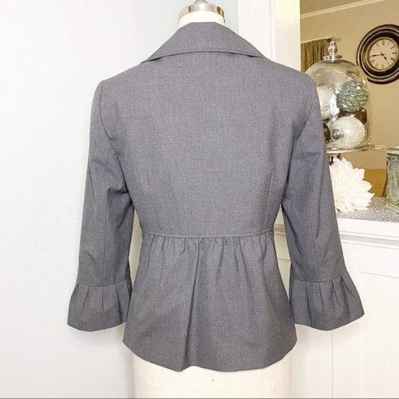 Tahari Gray Ruffle Flounce Hem Jacket 4 Small - Picture 7 of 12